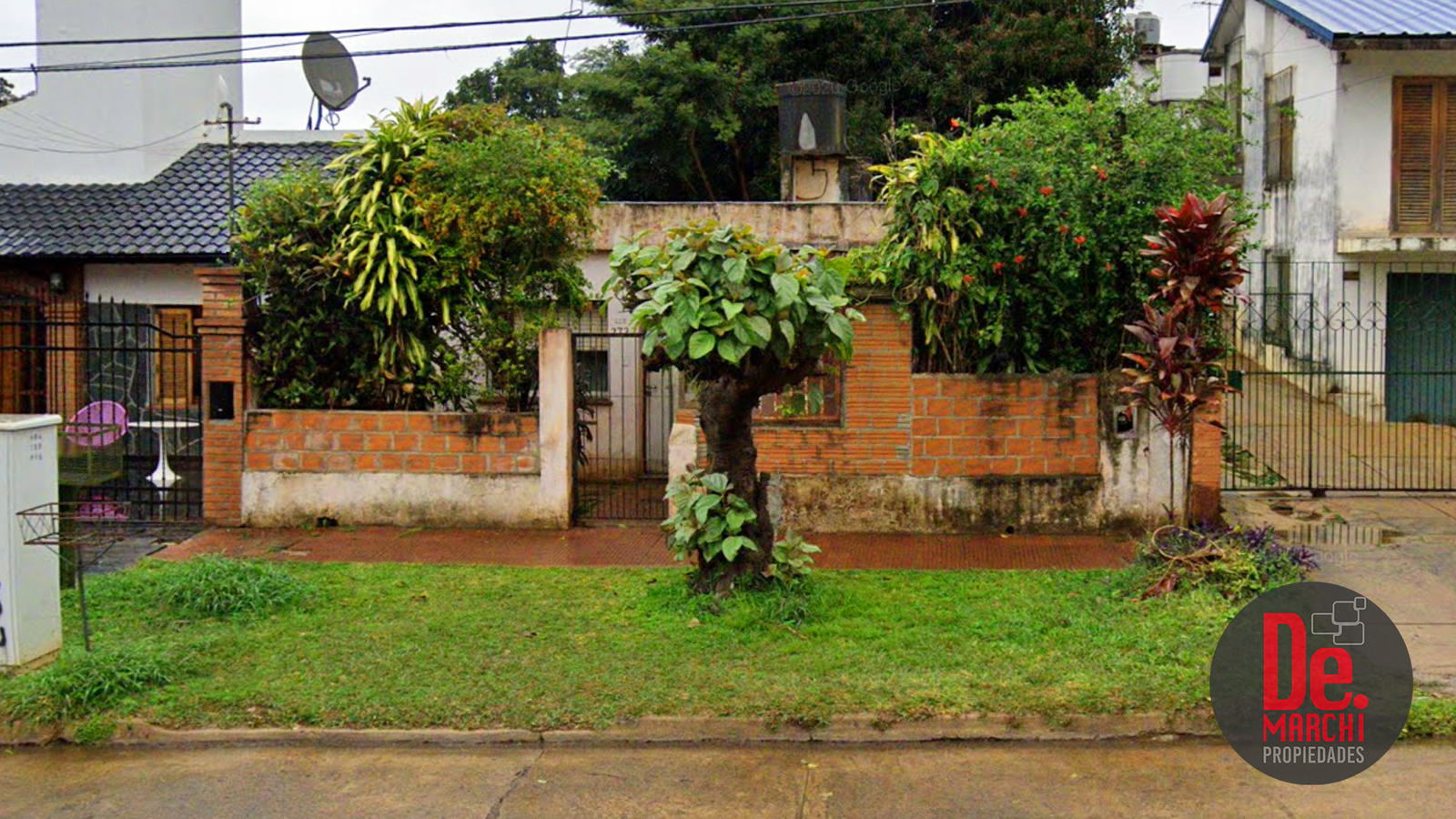 Read more about the article Venta – Casa en buena ubicación – Sobre Av. Blas parera, Posadas